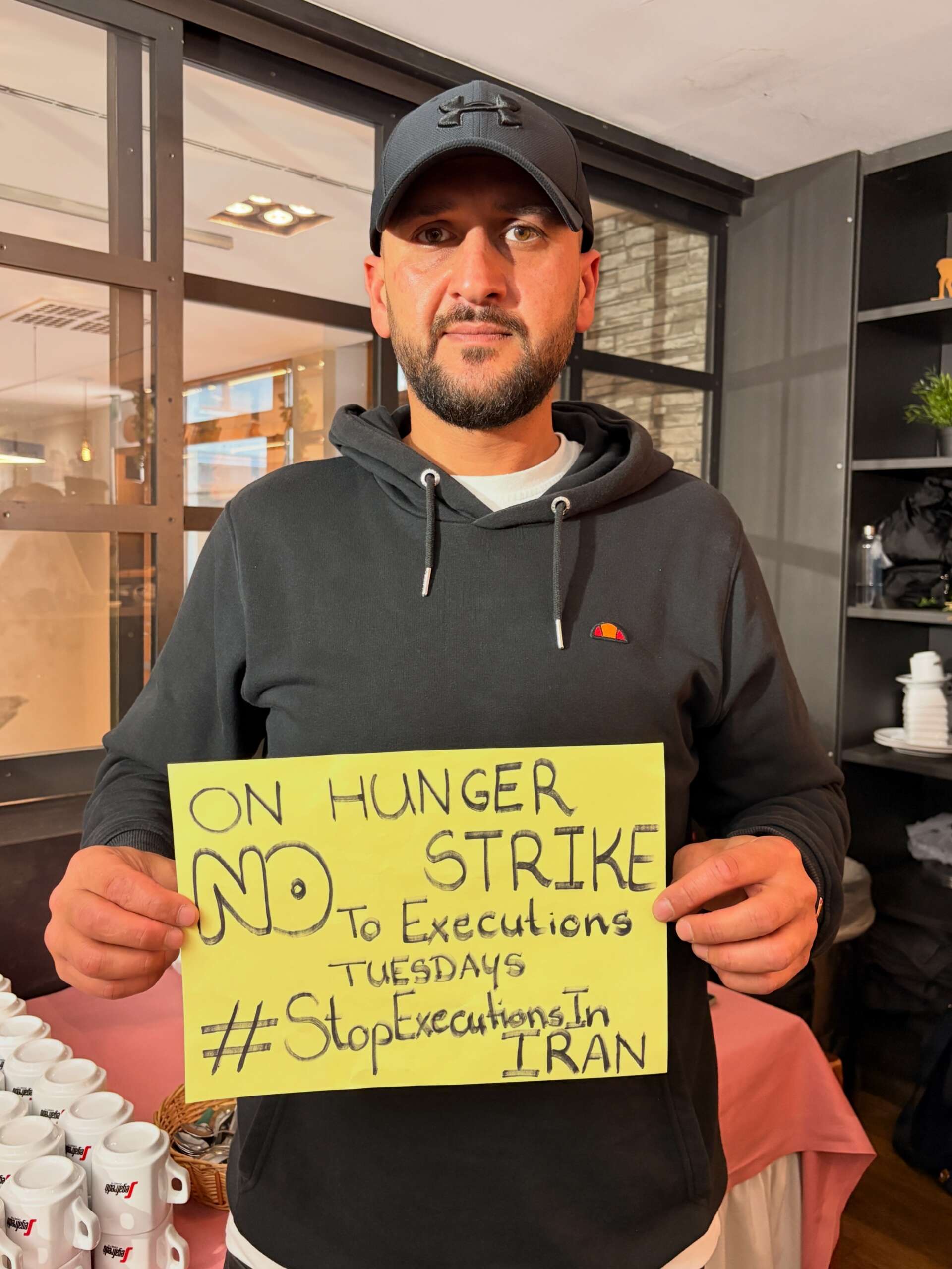 Solidaritätsaktion zur Kampagne „Dienstage gegen Hinrichtungen“.